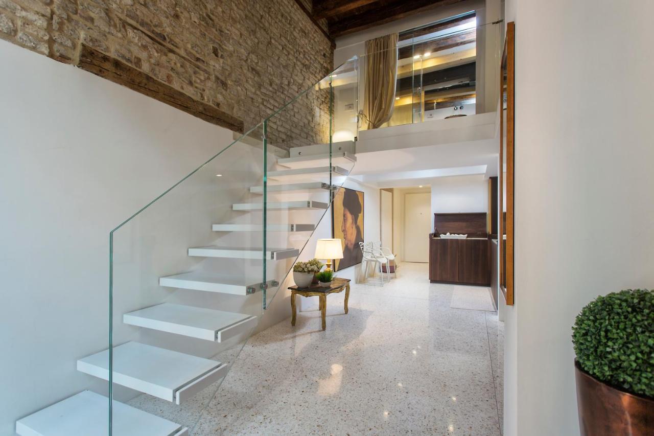 Italiahaus - Ca' Olivo Loft With Canal View In Rialto Venice Διαμέρισμα Εξωτερικό φωτογραφία