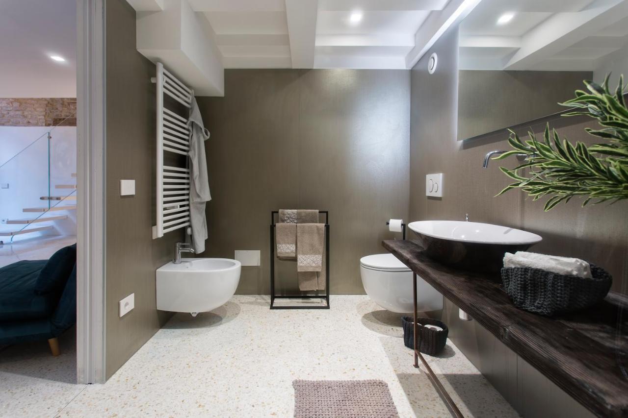 Italiahaus - Ca' Olivo Loft With Canal View In Rialto Venice Διαμέρισμα Εξωτερικό φωτογραφία